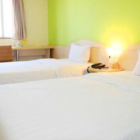 7Days Inn Shanghai Hong Mei South Road Branch Экстерьер фото
