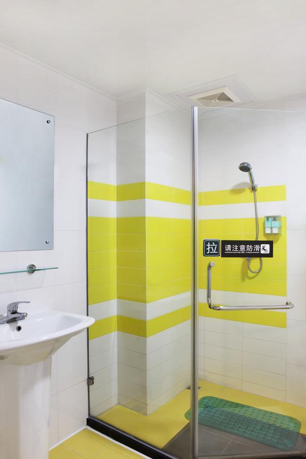 7Days Inn Shanghai Hong Mei South Road Branch Номер фото