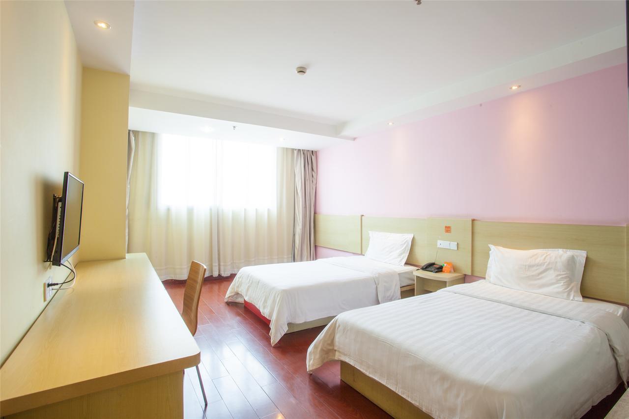 7Days Inn Shanghai Hong Mei South Road Branch Экстерьер фото